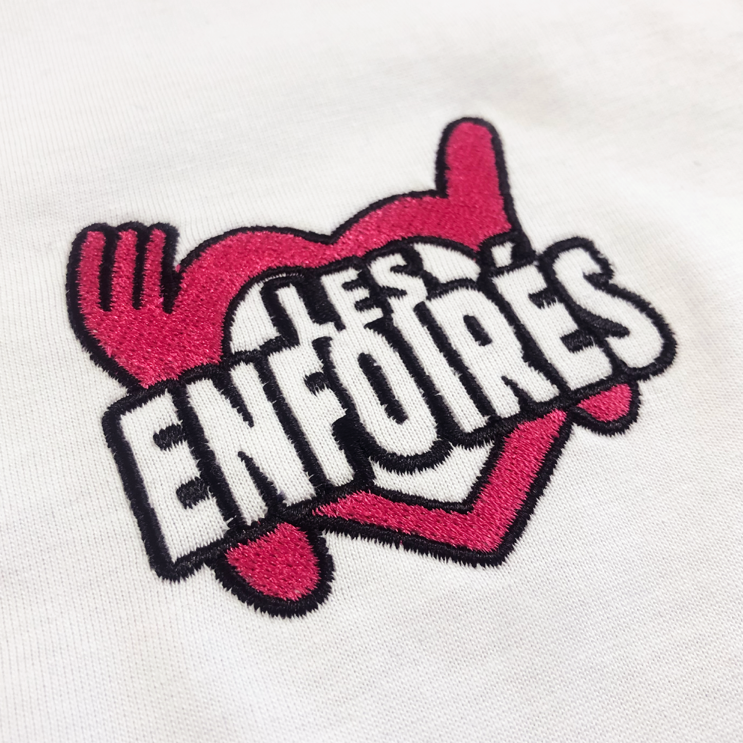 T-shirt blanc logo brodé